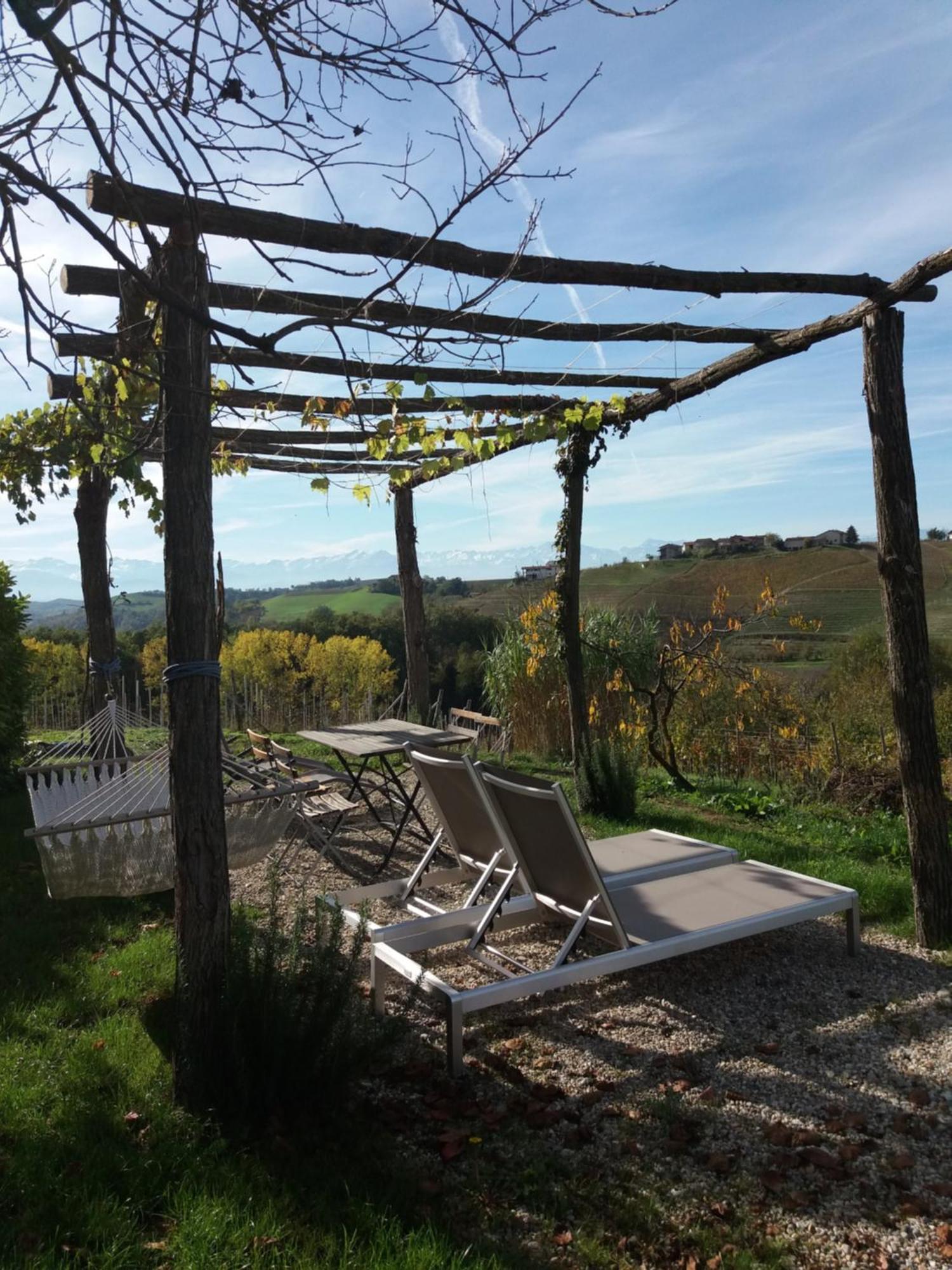 B&B Sant'Anna 21 Monforte dʼAlba Exteriér fotografie
