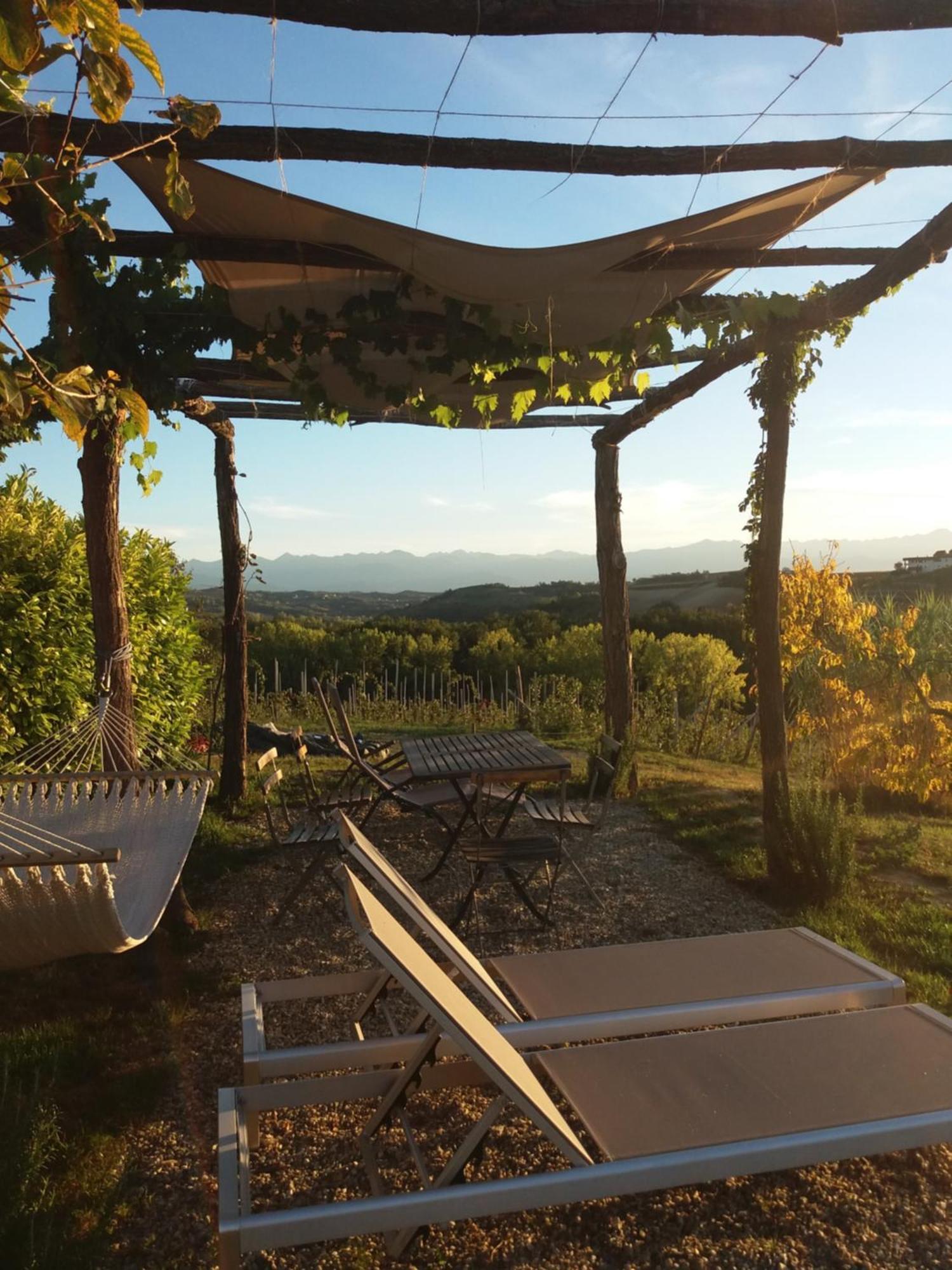 B&B Sant'Anna 21 Monforte dʼAlba Exteriér fotografie